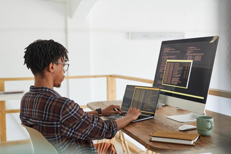 Recruiters, Expand Your Sourcing to Social Profiles and Passive Candidates
