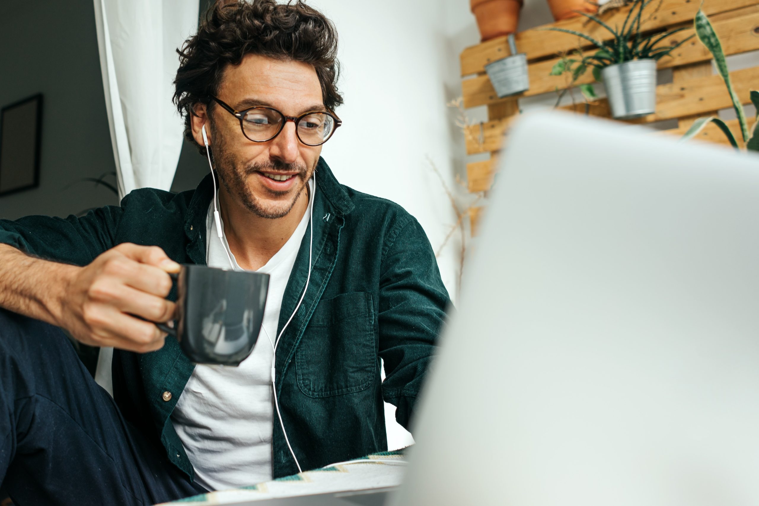 How to Hire Remote Developers: Benefits and Strategies