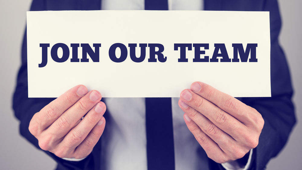 Passive Candidate Outreach: 7 Steps to Help Your Team Succeed